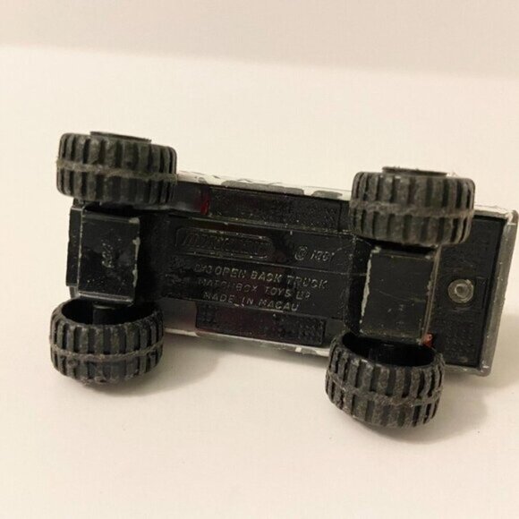 Vintage  Matchbox 1981 Open Back Truck 1977 Snorkel Fire Engine Truck Toys - Picture 6 of 12